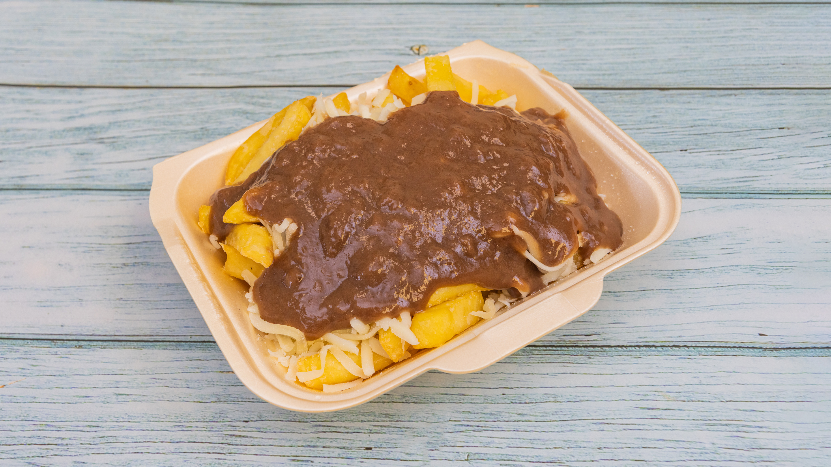CURRY / GRAVY CHIPS menu item